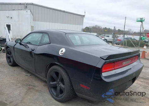 2013 Dodge Challenger Sxt z USA, uszkodzony, nr VIN 2C3CDYAG9DH511157